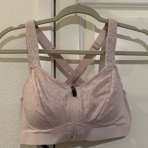 Victoria’s Secret Knockout Front-close Sports Bra